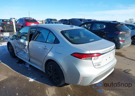 2022 Toyota Corolla Le z USA, uszkodzony, nr VIN 5YFEPMAE1NP358448